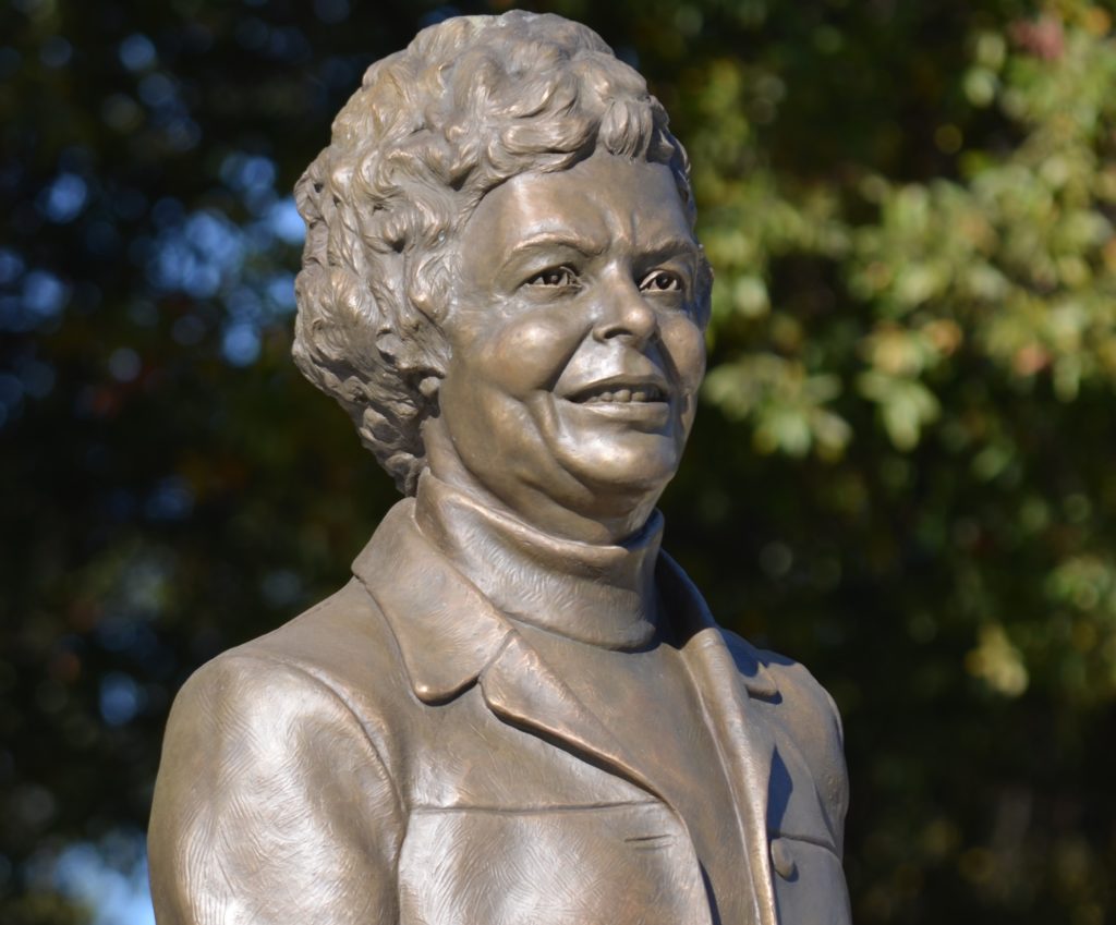 Margaret Wade statue: A fitting tribute - Mississippi Sports Hall of Fame