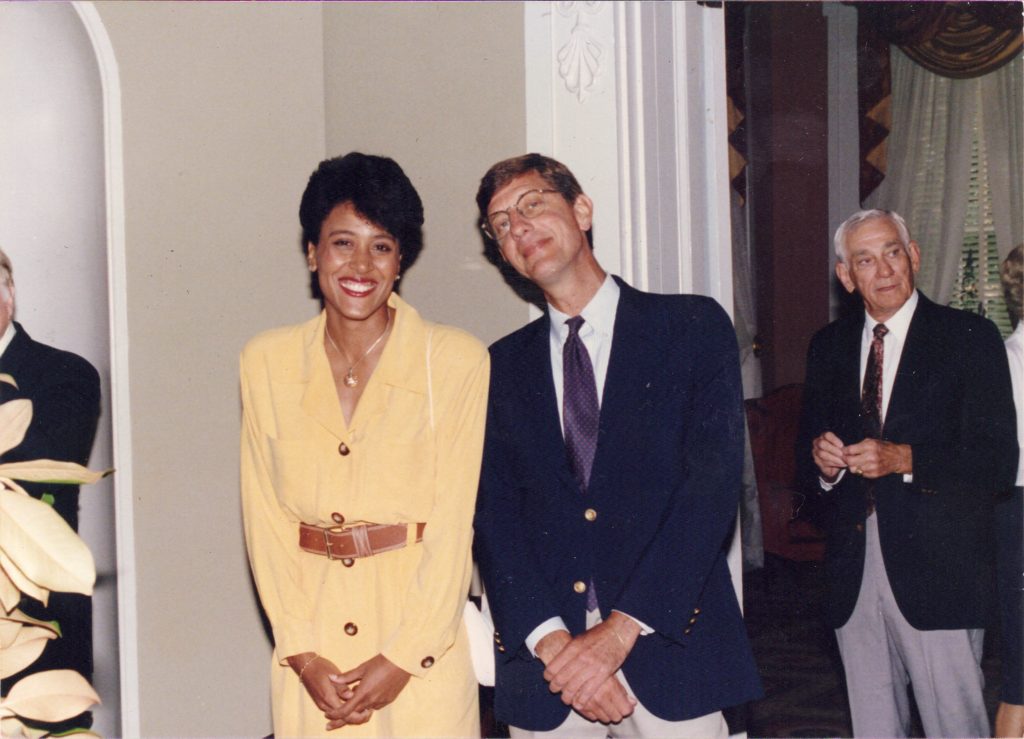 with-robin-roberts-1993-chas-conerly-in-bkgrnd